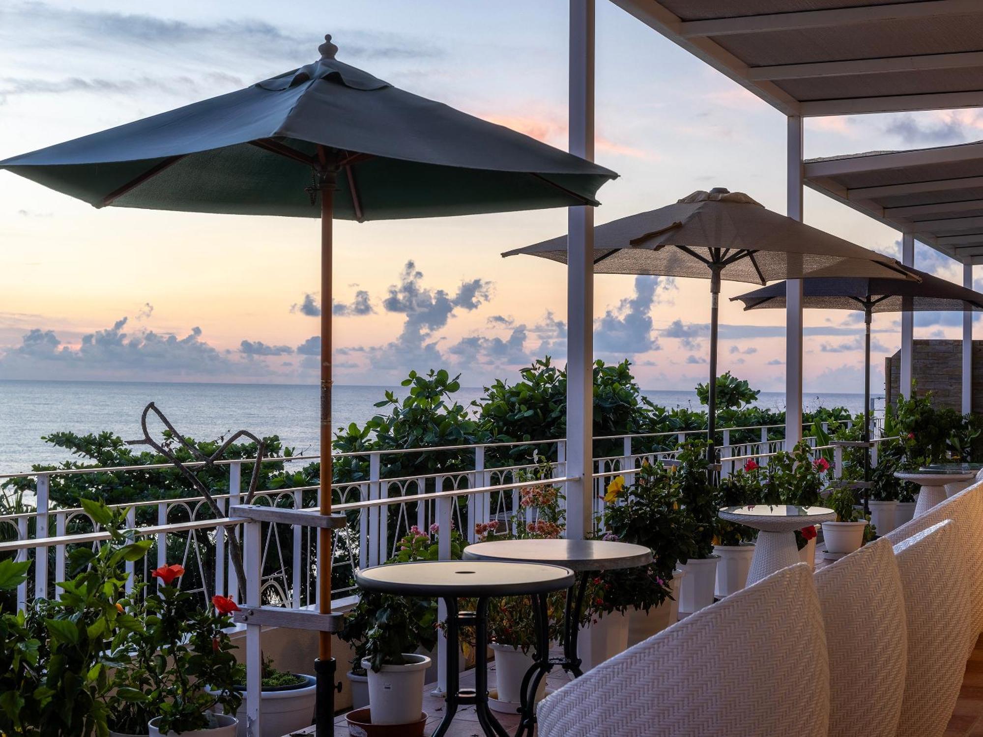 Umi No Terrace Yomitan Toya Hotel Bagian luar foto